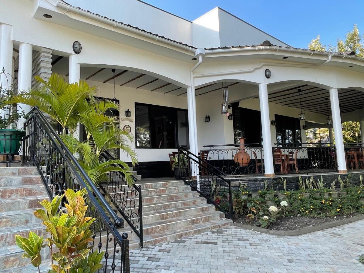 Home Bliss Hotel- Fort Portal Uganda Екстериор снимка