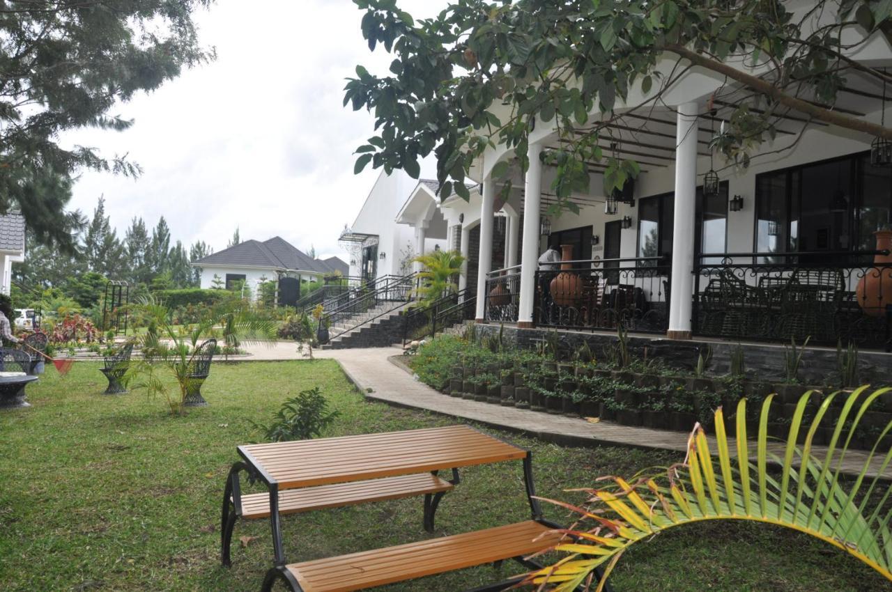 Home Bliss Hotel- Fort Portal Uganda Екстериор снимка